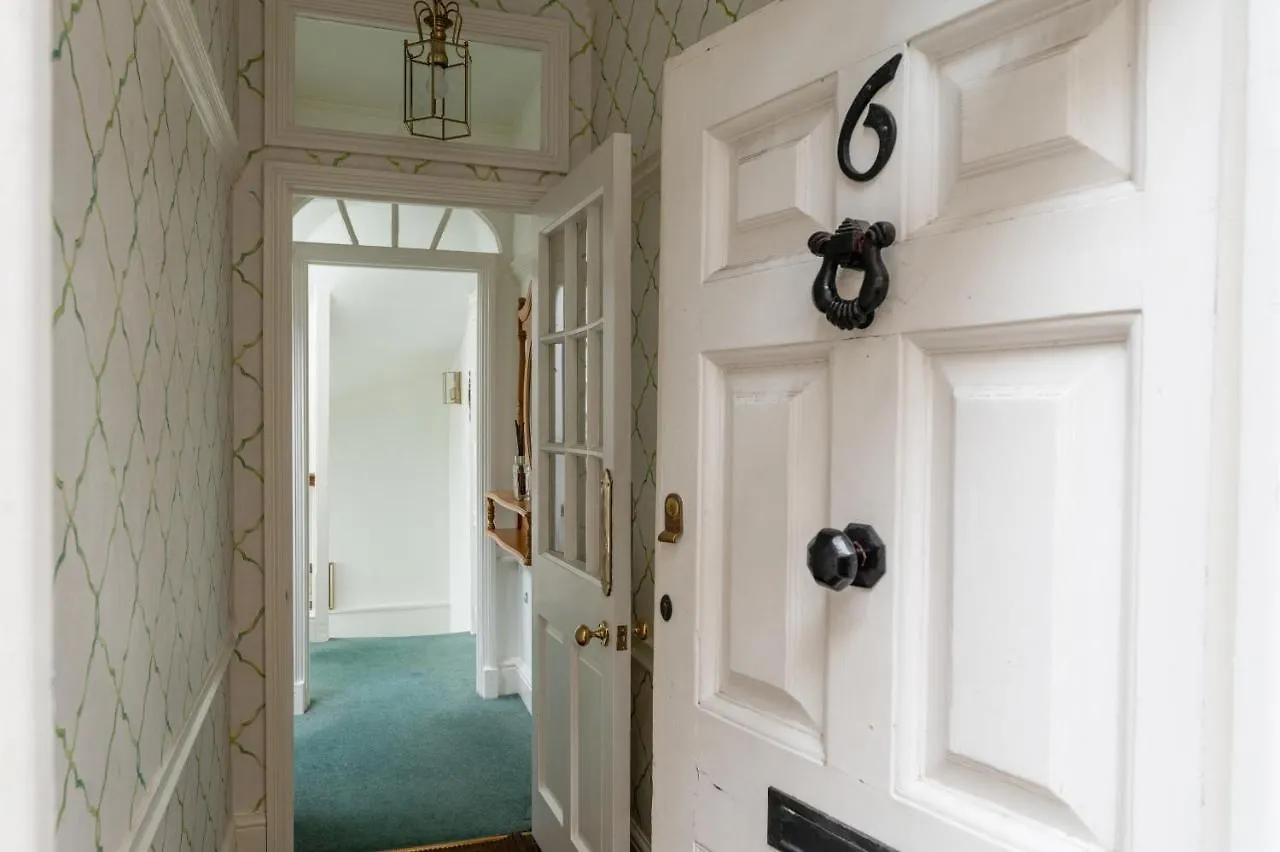 Abbey Mews In The Heart Of Bath Apartment